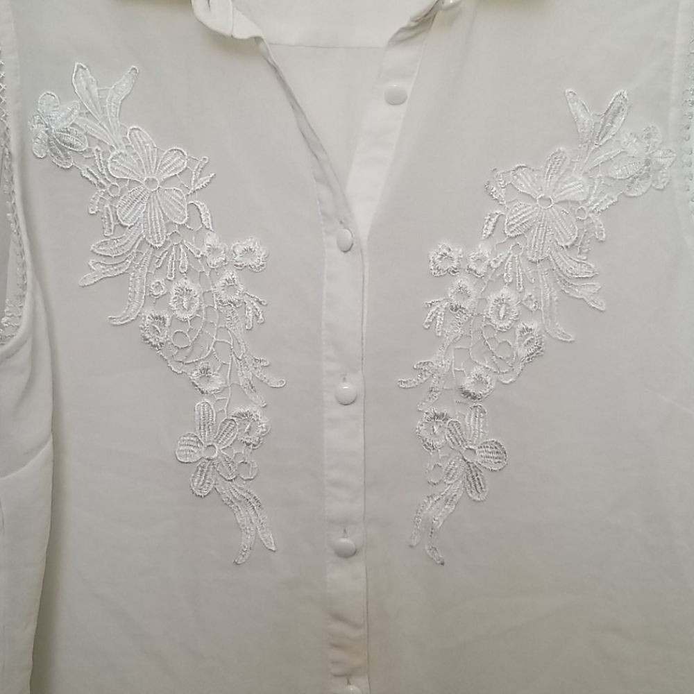 Off white top - Picture 2 of 3